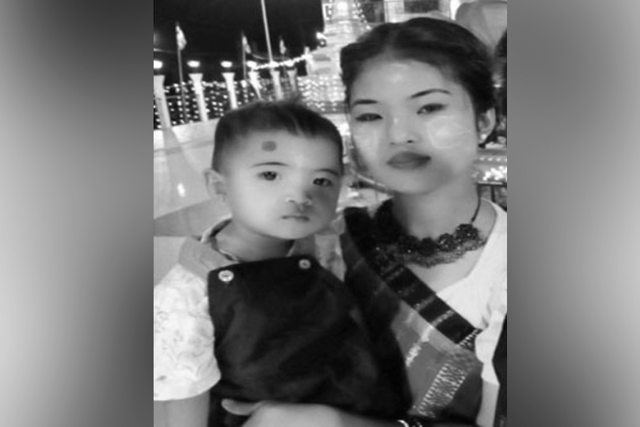 বান্দরবানে পাহাড়ের নিচ থেকে মা-মেয়ের মরদেহ উদ্ধার