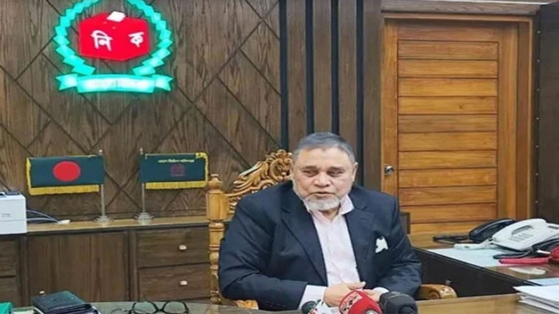 নির্বাচনের টাইমলাইন অতিক্রম করতে চায় না ইসি