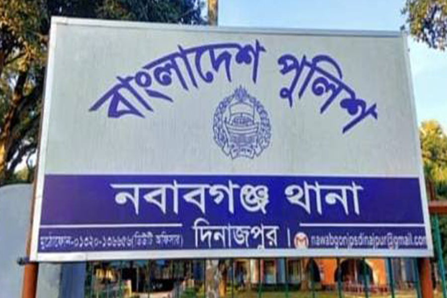 নবাবগঞ্জে আ’লীগ ও যুবলীগের ৩ নেতা গ্রেপ্তার