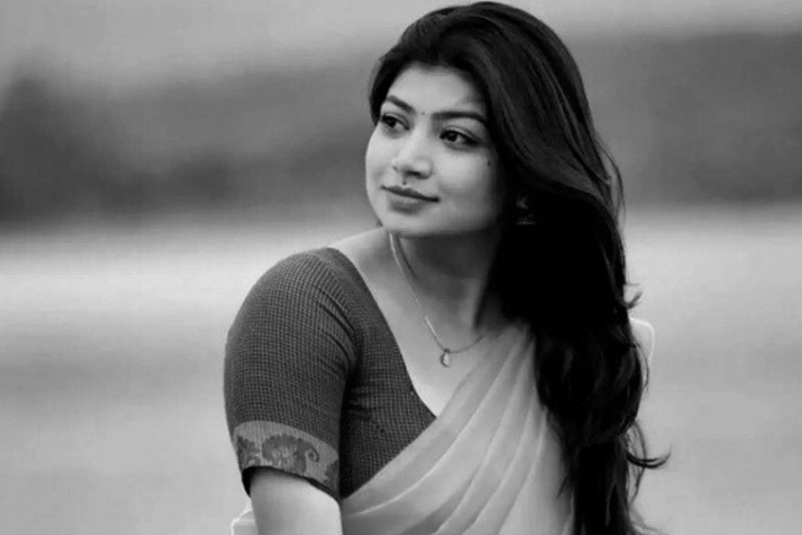 আত্মহত্যার দৃশ্যে অভিনয়ের পর অভিনেত্রীর মৃত্যু