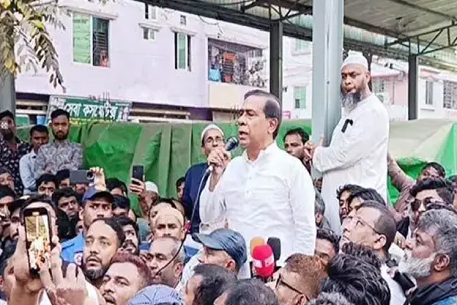 সরে দাঁড়ানোর তিন দিন পর নির্বাচন করার নির্বাচন বিএনপি প্রার্থী