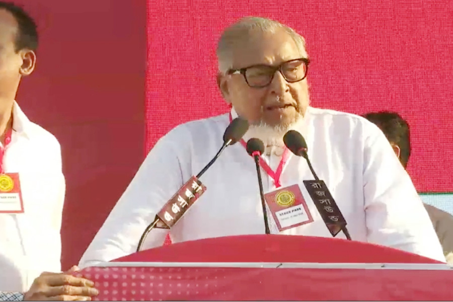 মে দিবস সমাবেশে শ্রমিক অধিকার বাস্তবায়নের আহ্বান নজরুল ইসলামের