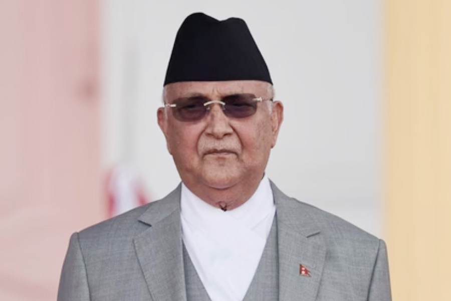হাসিনা-স্টাইলে কি পদত্যাগ কেপি শর্মা অলির?