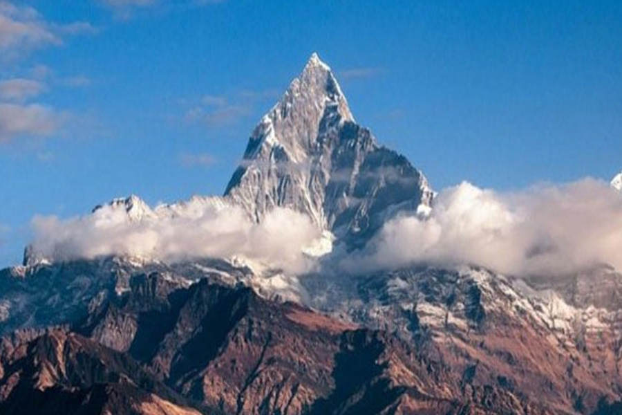 নেপালে তুষারঝড়-ধসে ৯ পর্বতারোহীর মৃত্যু