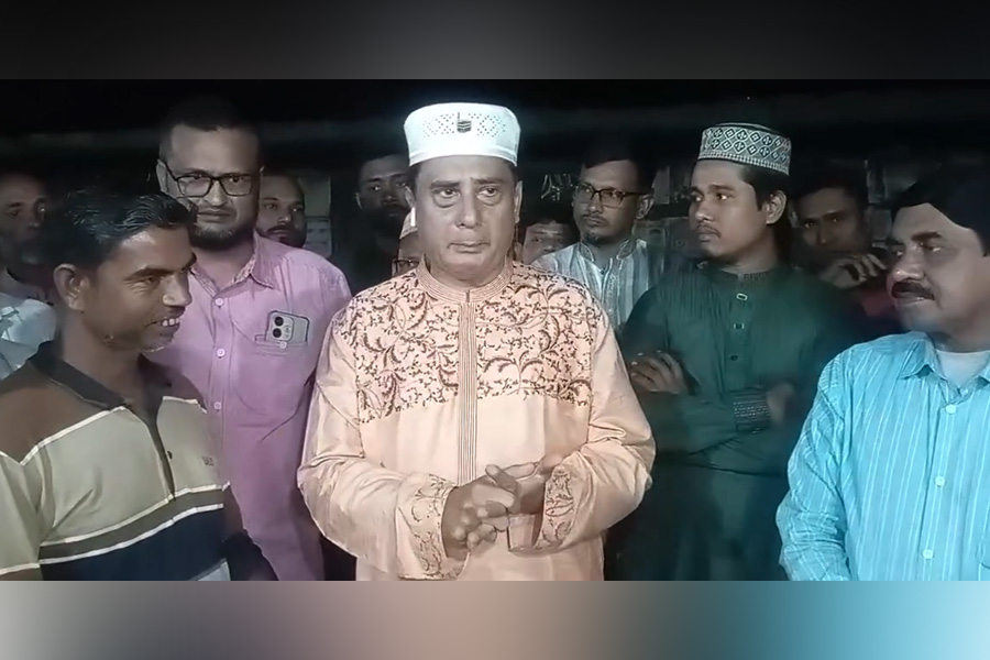 ঈদে ভাড়া বৃদ্ধি নয়, চাঁদাবাজির বিরুদ্ধে কঠোর হুঁশিয়ারি