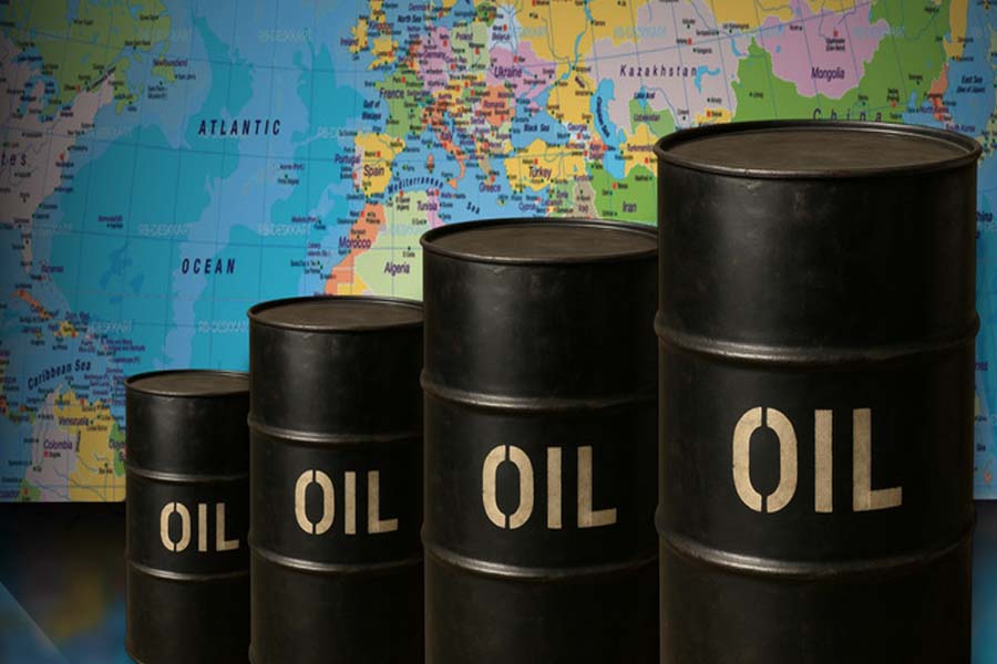 যুদ্ধের প্রভাবে বিশ্ববাজারে তেলের দামে রেকর্ড