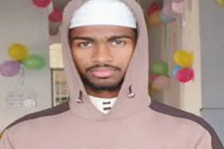 রাজৈরে যাত্রীবাহী বাসচাপায় মাদরাসাছাত্র নিহত