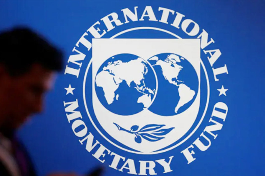 আইএমএফ পাকিস্তানকে আরও ১২০ কোটি ডলার ঋণ অনুমোদন