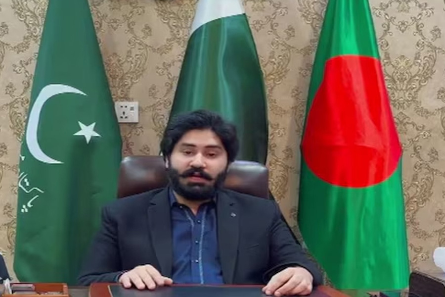 ভারত বাংলাদেশে নজর দিলে জবাব দেবে পাকিস্তান: কামরান