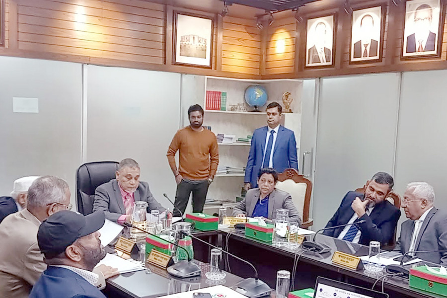 ইসি বৈঠকে তফসিল ঘোষণা ও নির্বাচন প্রস্তুতি নিয়ে আলোচনা