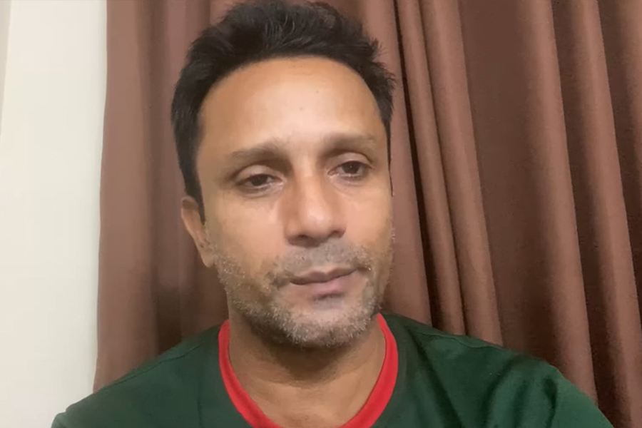 জামায়াতে যোগদানের গুঞ্জন, পাইলটের উত্তর