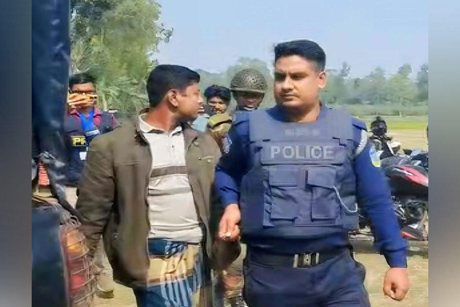 শেরপুরে ব্যালট বই ছিনতাই: একজনকে ৩ বছরের কারাদণ্ড