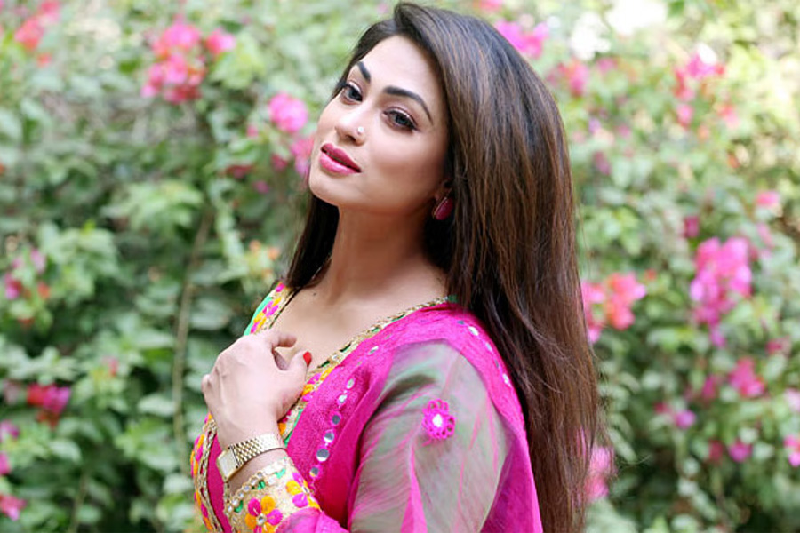 জটিলতা কাটিয়ে ভক্তদের সুখবর দিলেন পপি