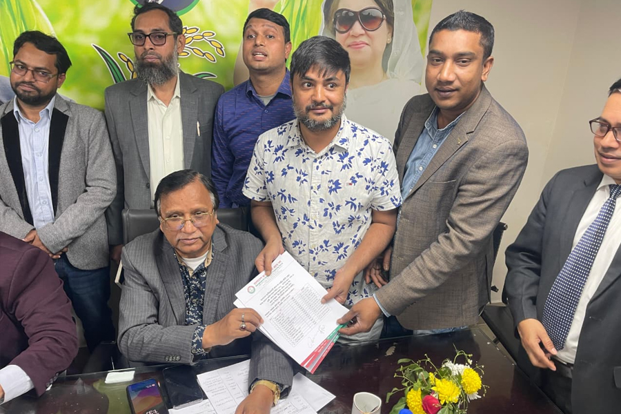 নির্বাচনী উপ কমিটির আহ্বায়ক মাহফুজ সদস্য সচিব আকবর