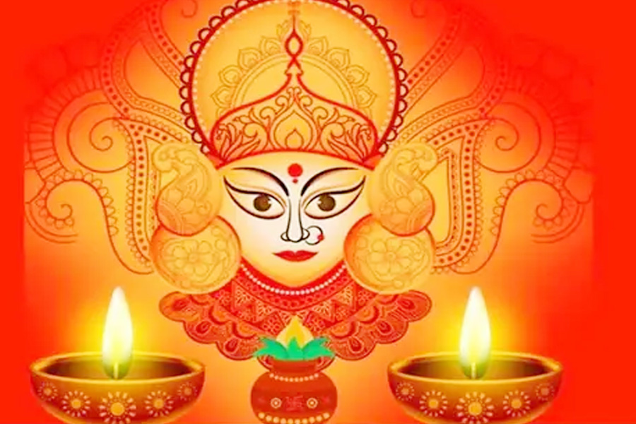 ষষ্ঠীপূজার মধ্য দিয়ে শুরু শারদীয় দুর্গোৎসব