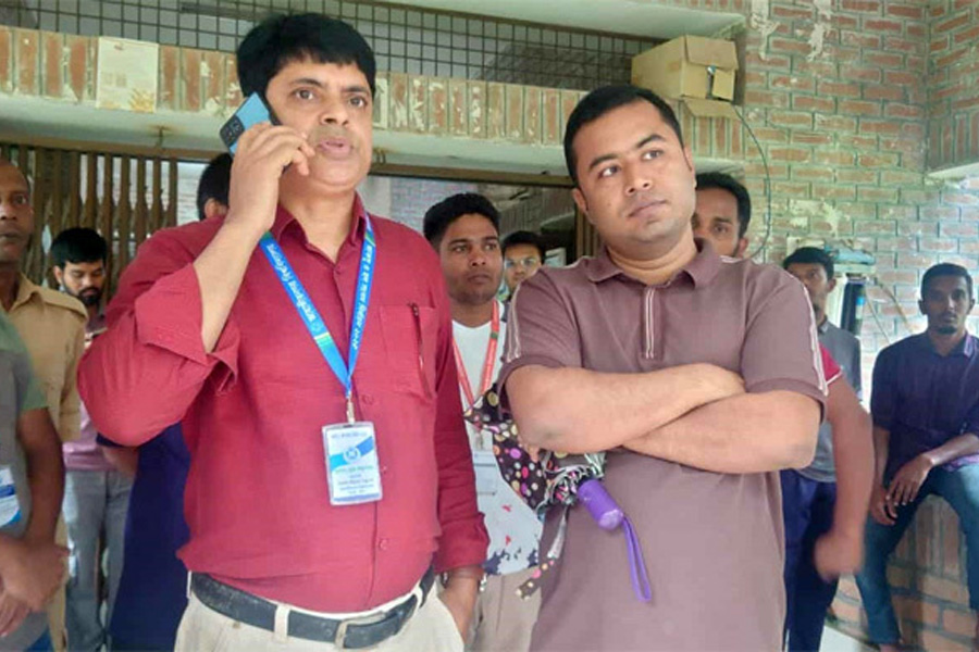 রবীন্দ্রনাথ হল থেকে ছাত্রদলের কেন্দ্রীয় নেতা আটক