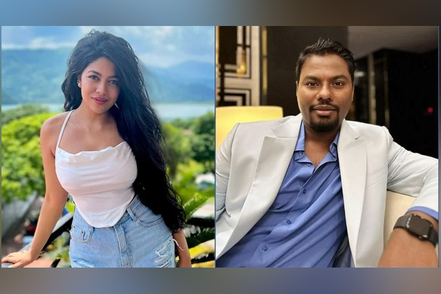 দীর্ঘ দিনের ‘ওপেন সিক্রেট’ প্রেম আজ পূর্ণতায়!
