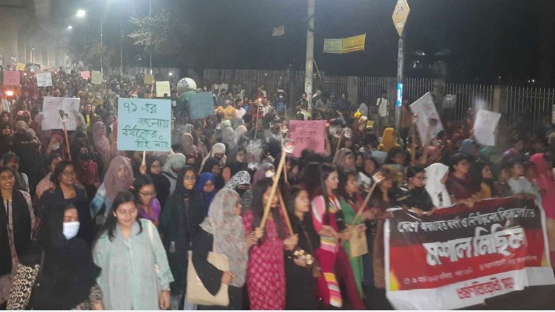 ধর্ষকদের সর্বোচ্চ শাস্তির দাবিতে উত্তাল ঢাকাসহ সারাদেশ