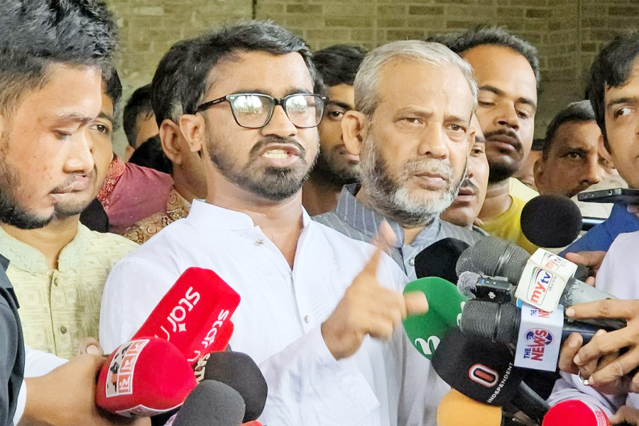 নুরের চিকিৎসায় গড়িমসি, শারীরিক অবস্থা নাজুক: রাশেদ