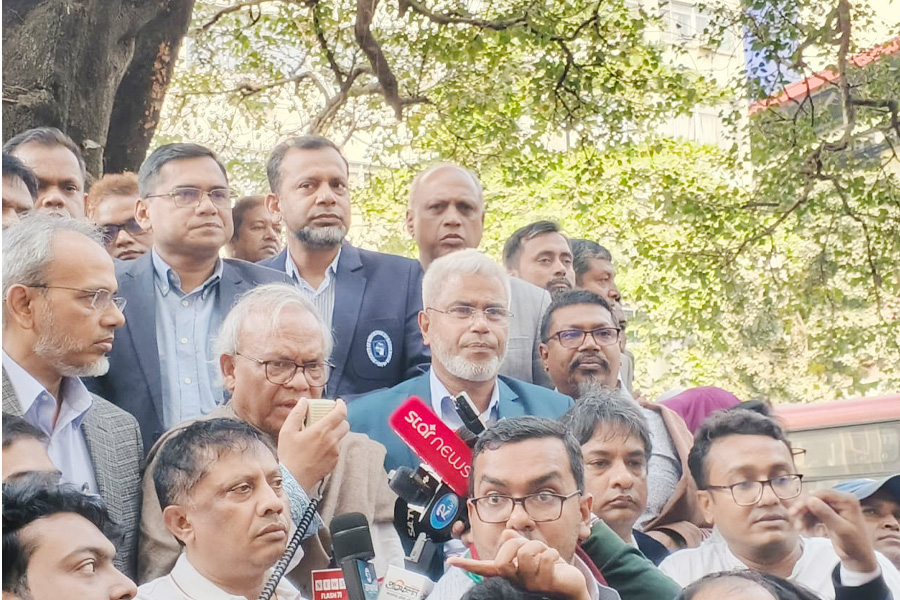 তারেক রহমানের স্বদেশ প্রত্যাবর্তনে সাবেক ছাত্রনেতাদের স্বাগত মিছিল