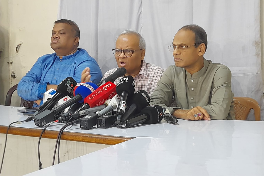 বর্তমান ব্যবস্থায় মত প্রকাশে কেউ গুম হবে না : রিজভী