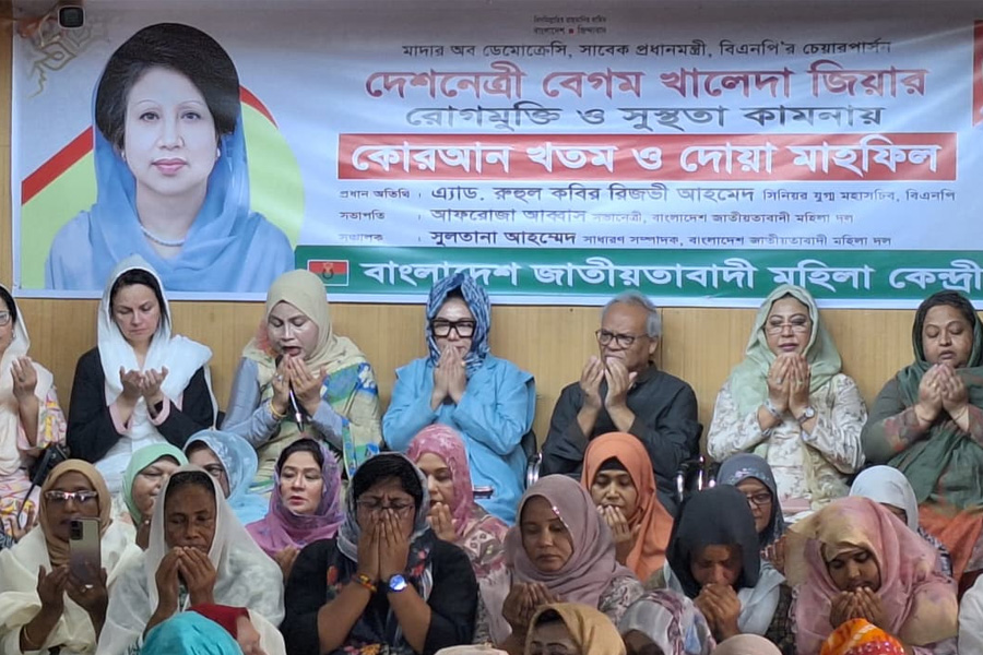 রোগ-শোক-সংকটেও দেশকে ছেড়ে যাননি খালেদা জিয়া: রিজভী