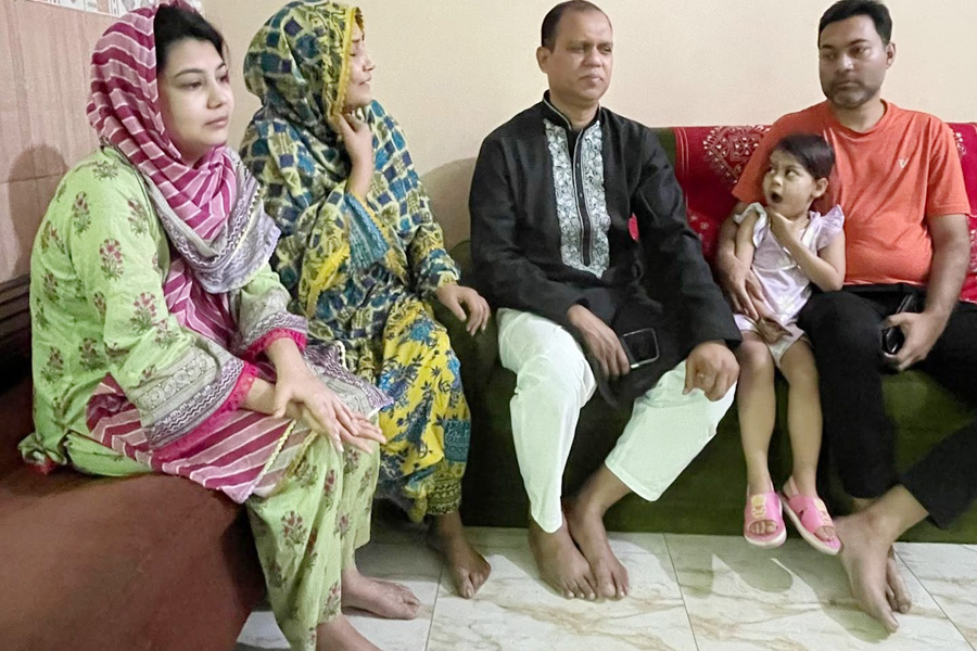 রউফ জালালের পরিবারের খোঁজ-খবর নিলেন রুমন