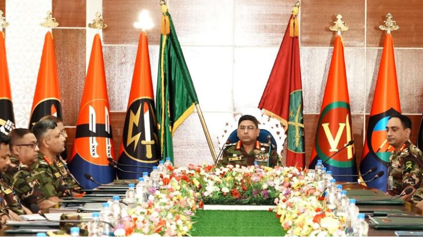 চ্যালেঞ্জ মোকাবিলায় প্রস্তুত থাকতে সেনাপ্রধানের আহ্বান