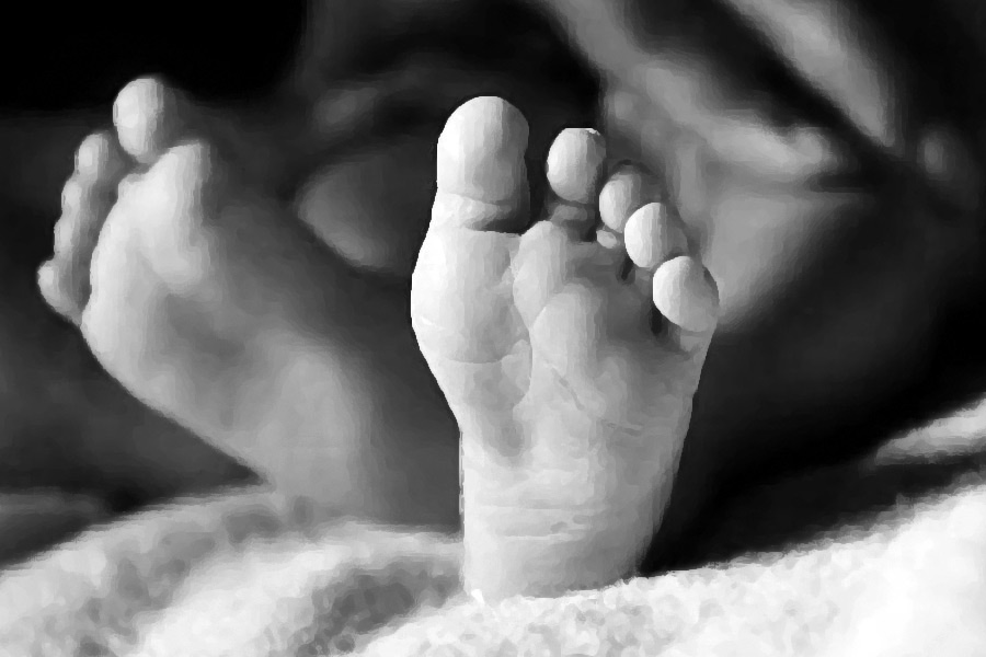 সাতকানিয়ায় নুডলস আটকে ৭ মাসের শিশুর মৃত্যু