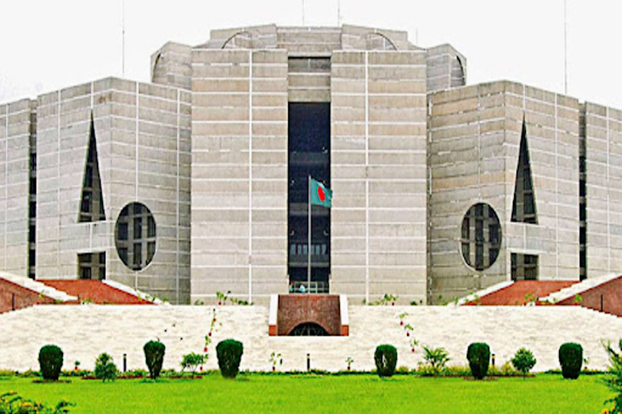 আলোচনায় নতুন নেতৃত্বের হাতে ক্ষমতা হস্তান্তর প্রক্রিয়া