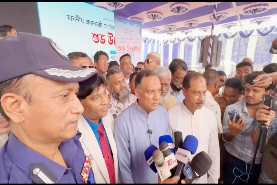 ফ্যামিলি কার্ড চালু করায় প্রধানমন্ত্রীকে ধন্যবাদ: শরীফুল আলম