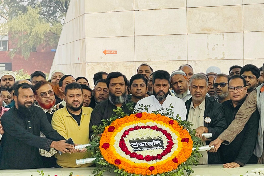 জিয়াউর রহমান ও খালেদা জিয়ার মাজারে বিএনপি মহানগর দক্ষিনের শ্রদ্ধা