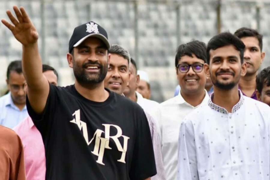 ‘তামিমকে সামনে রেখে সন্ত্রাসী কার্যক্রম’ অভিযোগ ক্রীড়া উপদেষ্টার