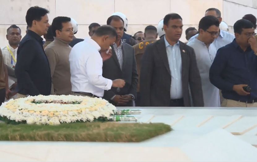 অশ্রুসিক্ত তারেক রহমান