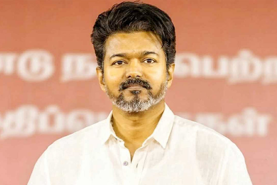 অবশেষে মুক্তির পথে ‘জন নয়াগন’