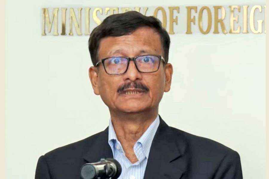 চীনের সঙ্গে ভারসাম্য রক্ষায় অটল বাংলাদেশ: পররাষ্ট্র উপদেষ্টা