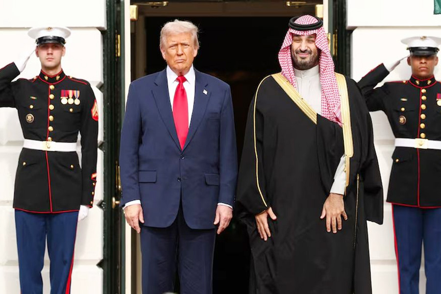 সৌদি আরবকে ন্যাটো-বহির্ভূত ‘প্রধান মিত্র’ ঘোষণা করলেন ট্রাম্প
