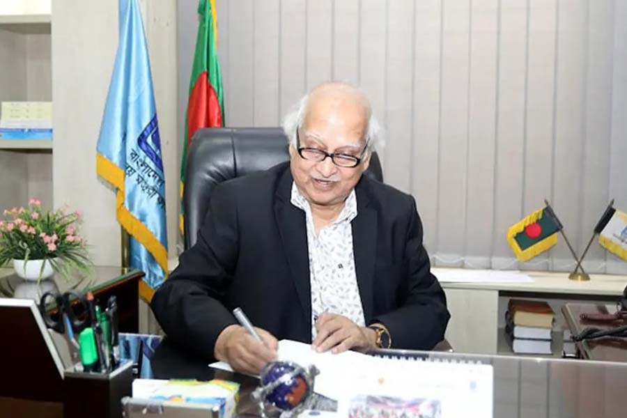 ইউজিসি চেয়ারম্যান ফায়েজের পদত্যাগ