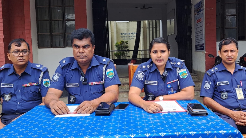 বাল্য বিয়ের ফলে মানসিক বিপর্যস্ত মা হত্যা করেন সন্তানকে