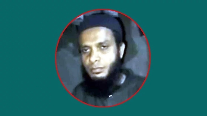 নারী কেলেঙ্কারিতে আটক রাবি শিক্ষক