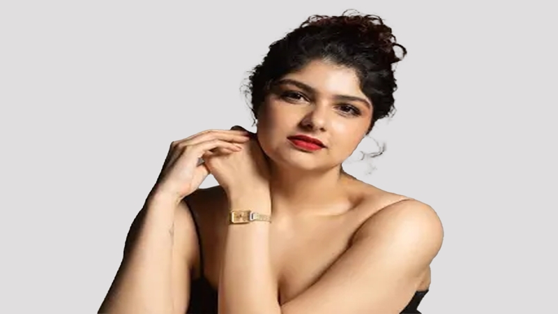 দ্বিতীয় বাগদান সারলেন আনশুলা কাপুর