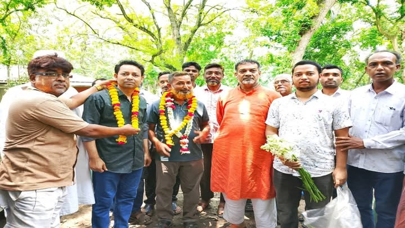 মামলা থেকে খালাস পাওয়া বিএনপি নেতাকে সংবর্ধনা