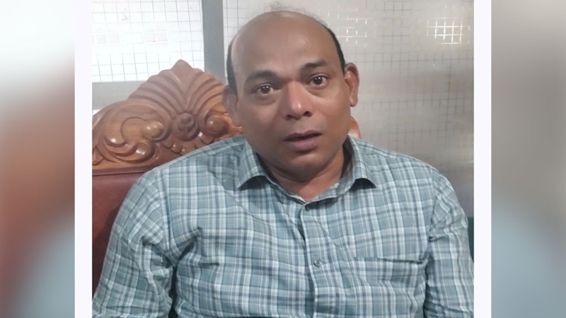 ভারতে যাওয়ার সময় বেনাপোলে আটক আ’লীগ নেতা
