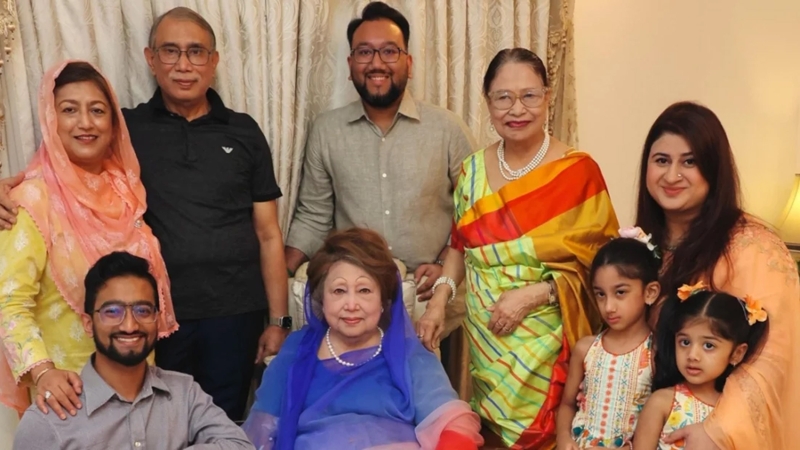 পারিবারিক অনুষ্ঠানে খালেদা জিয়া