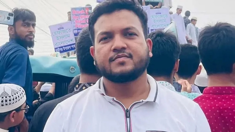 নিজেকে অযোগ্য মনে করে এনসিপি ছাড়লেন সিফাত