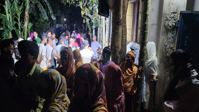 ভবনের বেসমেন্টে জমে থাকা পানিতে ডুবে দুই শিশুর মৃত্যু