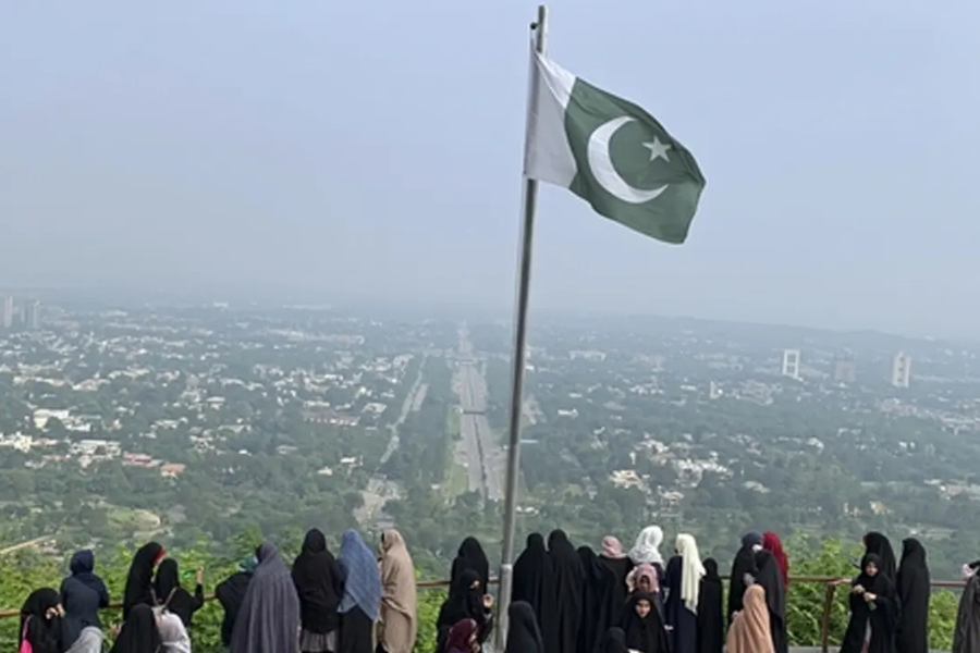 পাকিস্তানে শিয়া মসজিদে বিস্ফোরণ, নিহত অন্তত ১৫