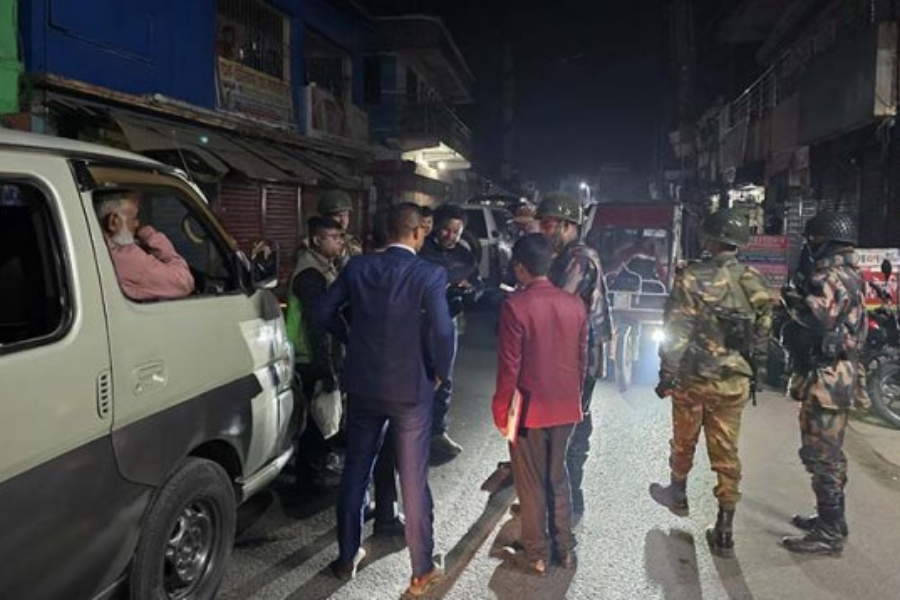 দাঁড়িপাল্লা প্রতীকের এজেন্টের স্বাক্ষরিত ২৩টি ফাঁকা রেজাল্ট শিট জব্দ