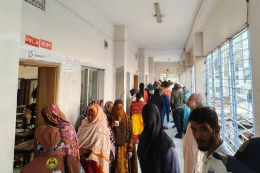 ভোটগ্রহণ শেষ, ফলাফলের অপেক্ষা