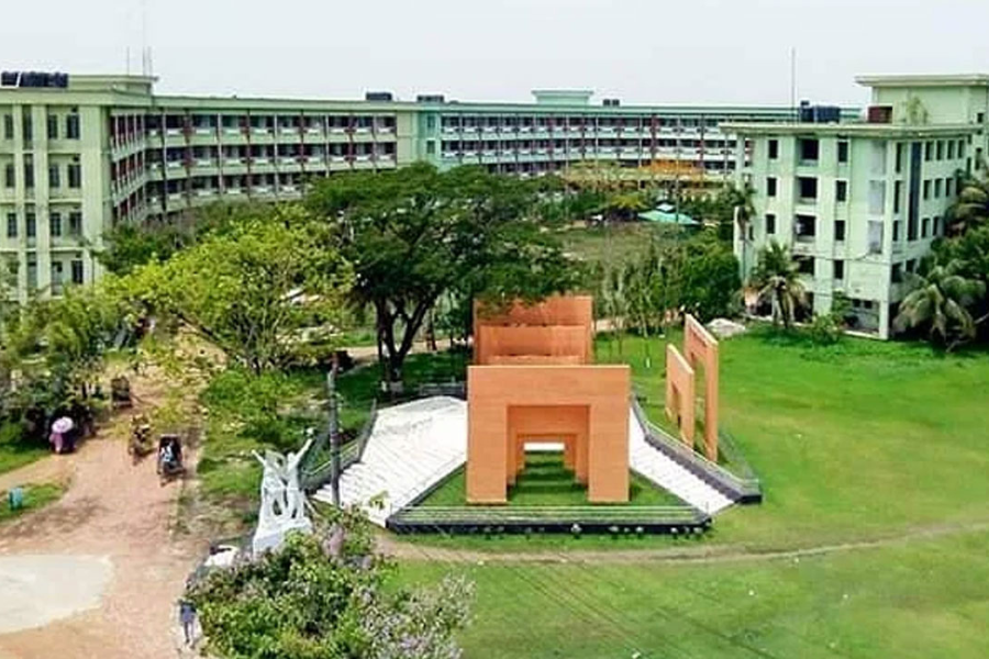 জাককানইবিতে শিক্ষিকার বিরুদ্ধে চুরির অভিযোগ